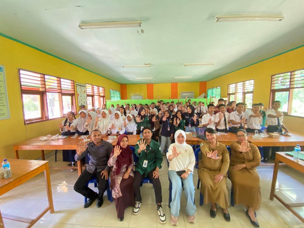 “Mahasiswa KKP UIN MATARAM &amp; Praktisi Kesehatan Masyarakat, Sosialisasi Stop Pernikahan Dini di SMP 5 Narmada, Desa Suranadi”