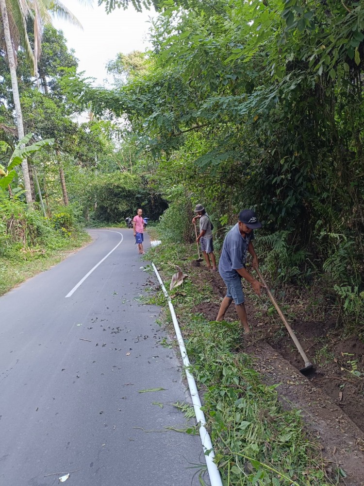 PENGEMBANGAN PERPIPAAN AIR BERSIH DUSUN PEMUNUT DESA SURANADI T. A 2024